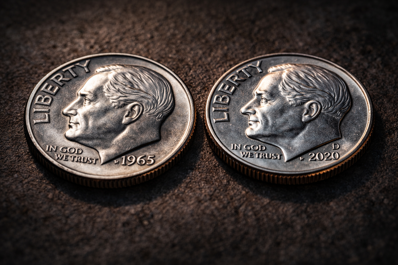 Comparison between silver dime before 1965 and modern clad dime